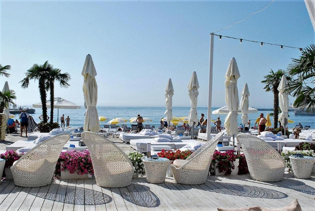 Lux Apartment,10 Фонтана,До Моря 5 Минут Odessa Exterior photo